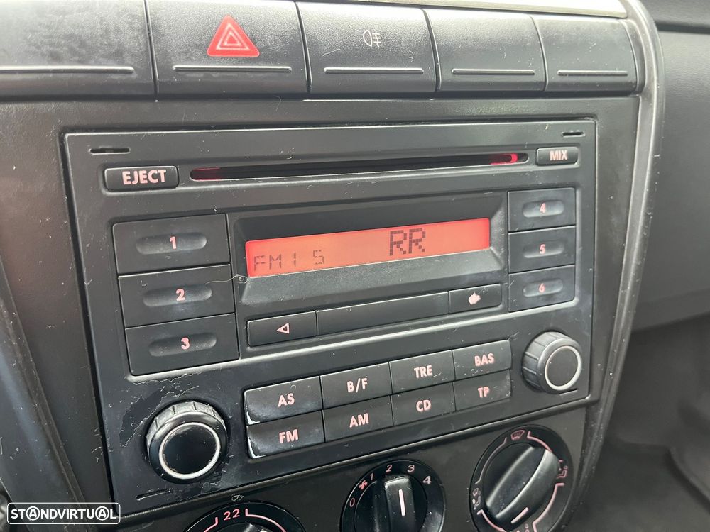 VW Fox 1.2 T.Liso Pack - 15