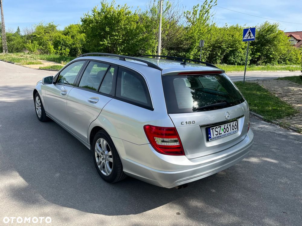 Mercedes-Benz C-Class 2012 photo 4