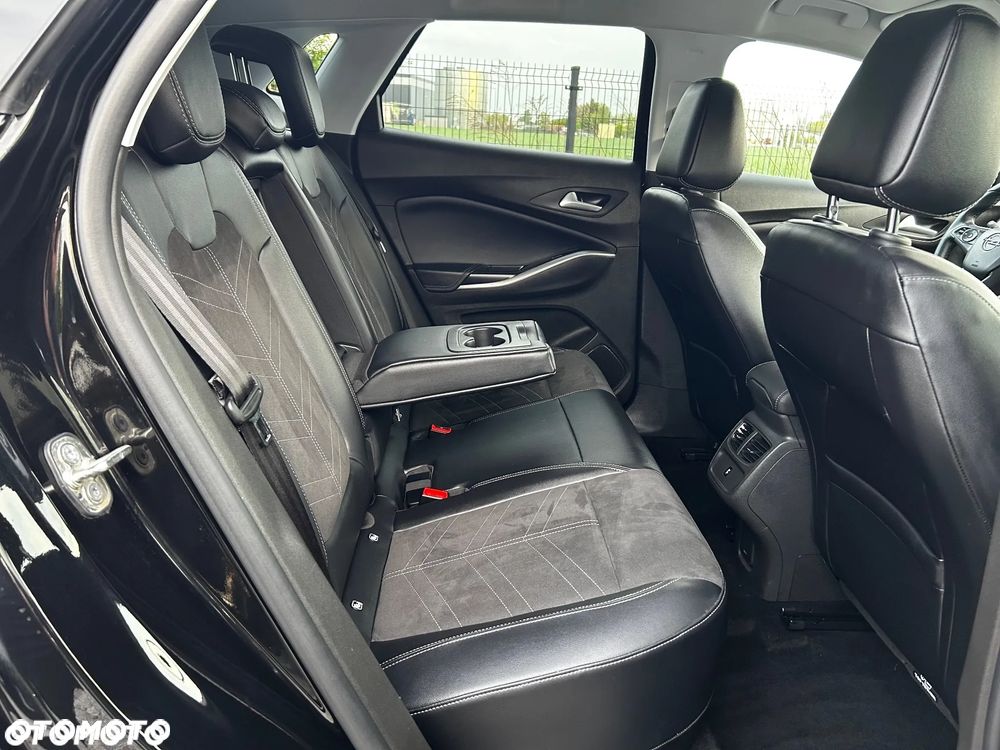 Opel Grandland 1.6 DI Automatik Ultimate - 36