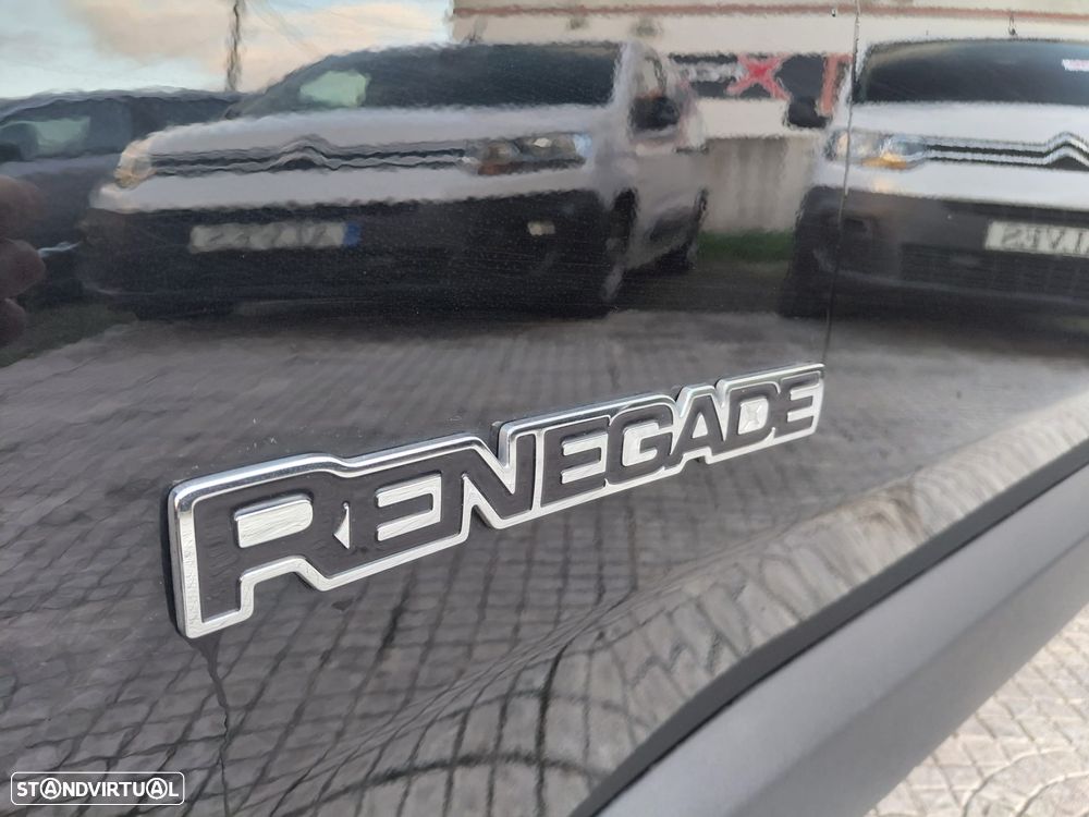 Jeep Renegade 1.5 TG e-Hybrid DCT - 10