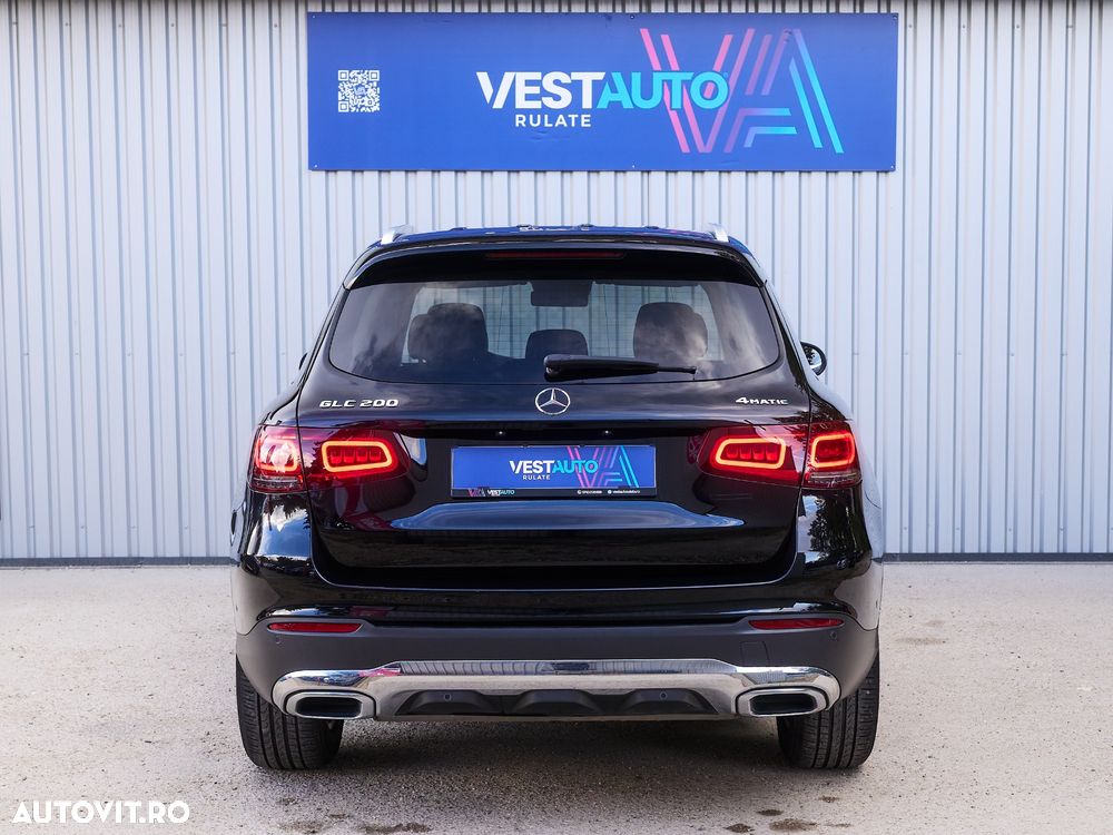 Mercedes-Benz GLC 200 4MATIC MHEV - 9