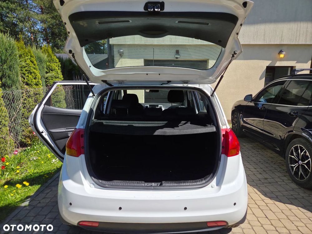 Kia Venga 2011 photo 5