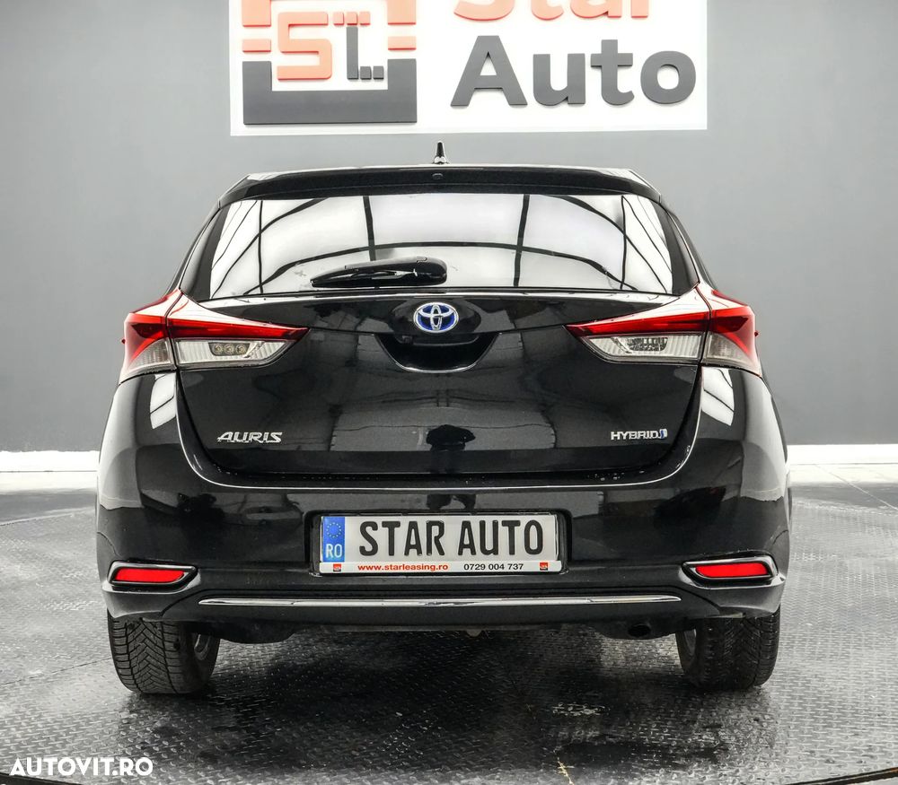 Toyota Auris 1.8 L VVT-i Hybrid Sol + - 5