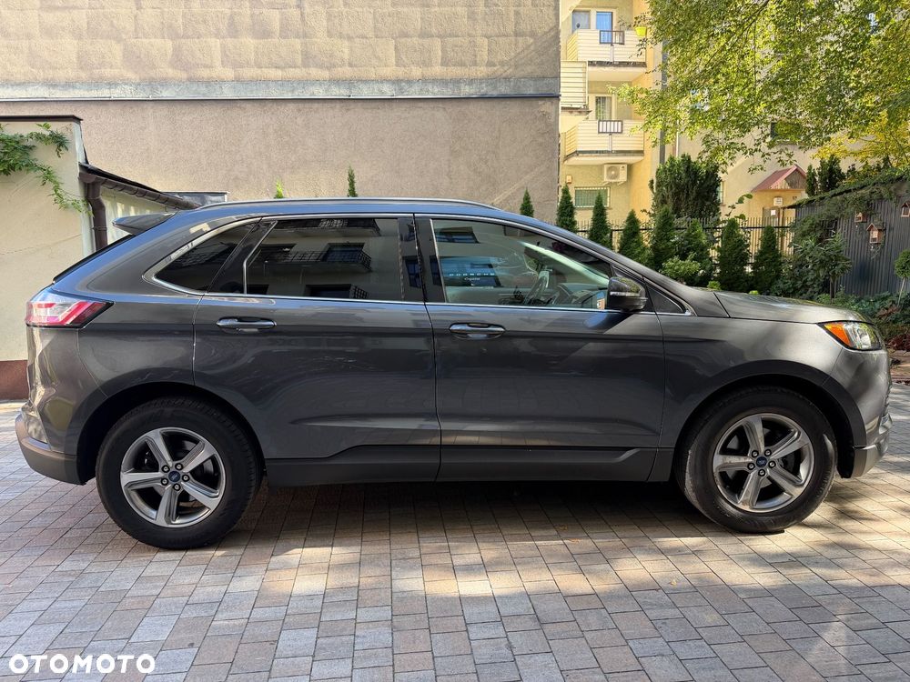 Ford Edge - 7