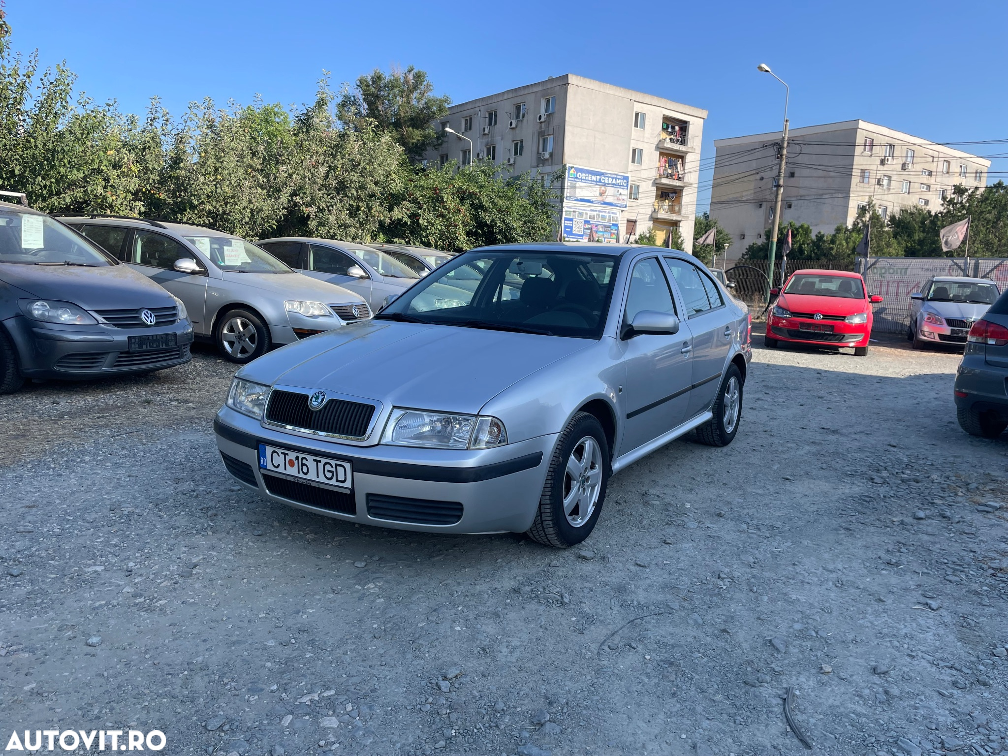 Skoda Octavia 1.6 Tour - 3