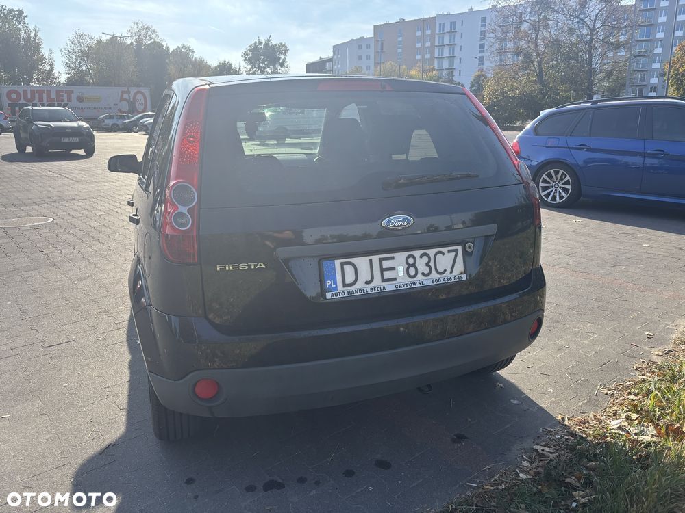 Ford Fiesta - 5