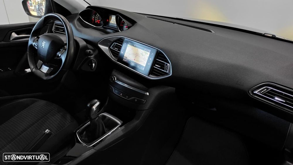 Peugeot 308 1.6 BlueHDi Allure - 23