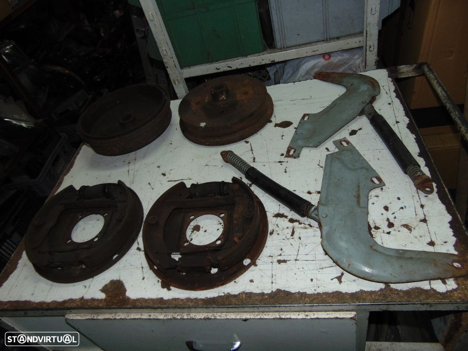 VW carocha cubos das rodas/Molas do capot - 1