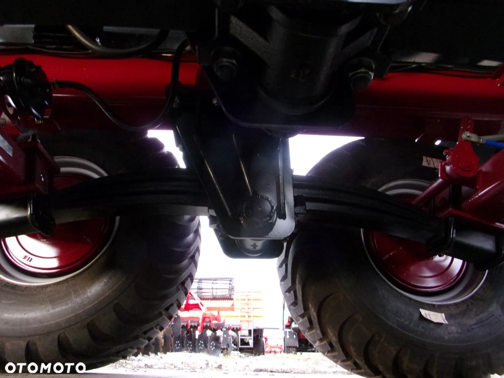 Pronar Przyczepa rolnicza - ciężarowa - budowlana PRONAR T-701HP -16,1 tony, ze skrzynią ładunkową typu Half-Pipe, skorupowa, tandem - 15