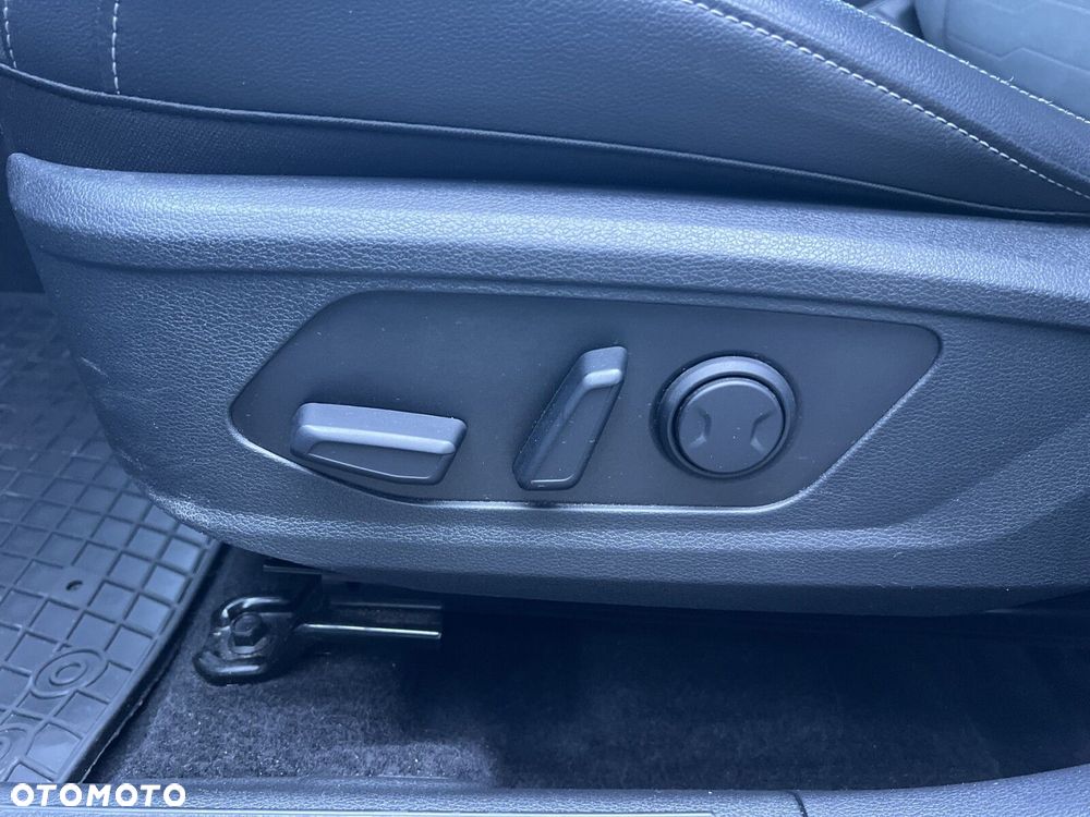 Kia Sportage 1.6 T-GDI MHEV Business Line 2WD DCT - 12