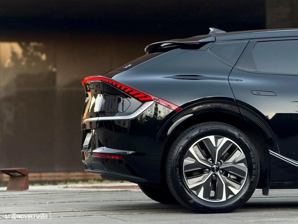 Kia EV6 77.4 kWh Tech - 23