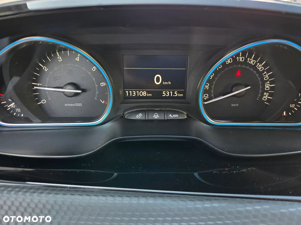 Peugeot 2008 PureTech 110 Stop&Start Style - 25