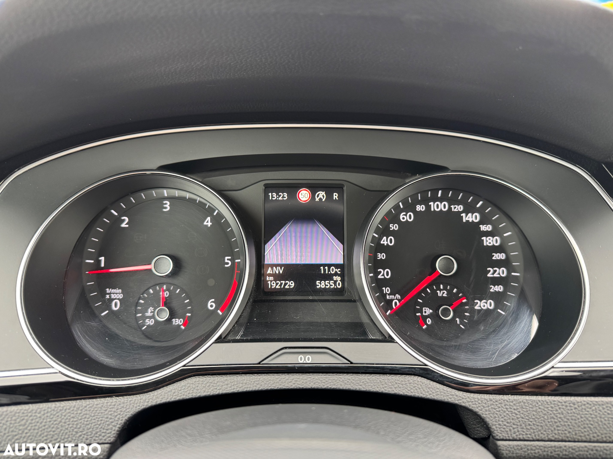 Volkswagen Passat Variant 2.0 TDI DSG Business - 35