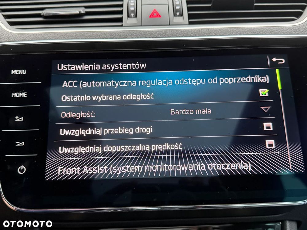 Skoda Superb 2.0 TDI SCR 4x4 L&K DSG - 17