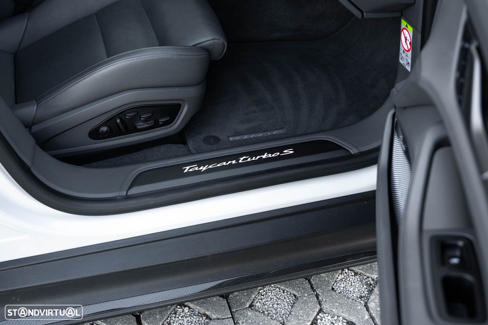 Porsche Taycan Sport Turismo Turbo S - 49