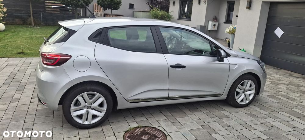 Renault Clio BLUE dCi 85 BUSINESS EDITION - 4