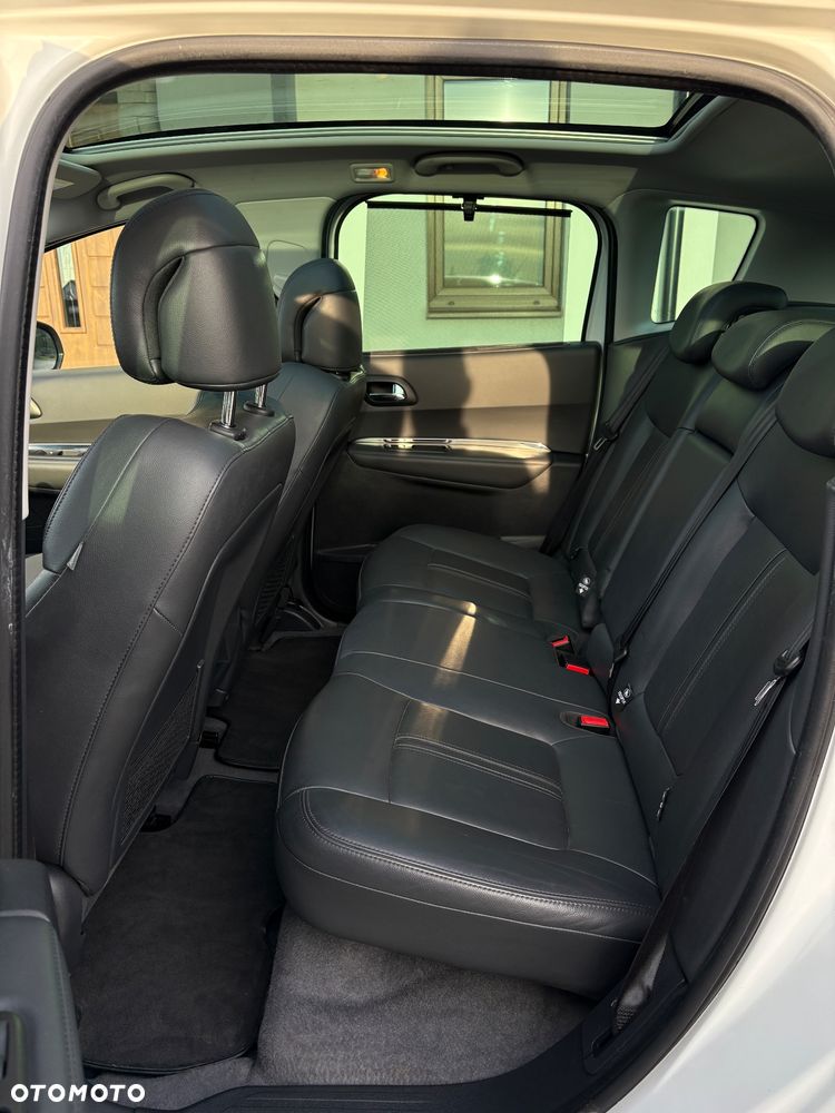 Peugeot 3008 2.0 HDi Premium+ - 18