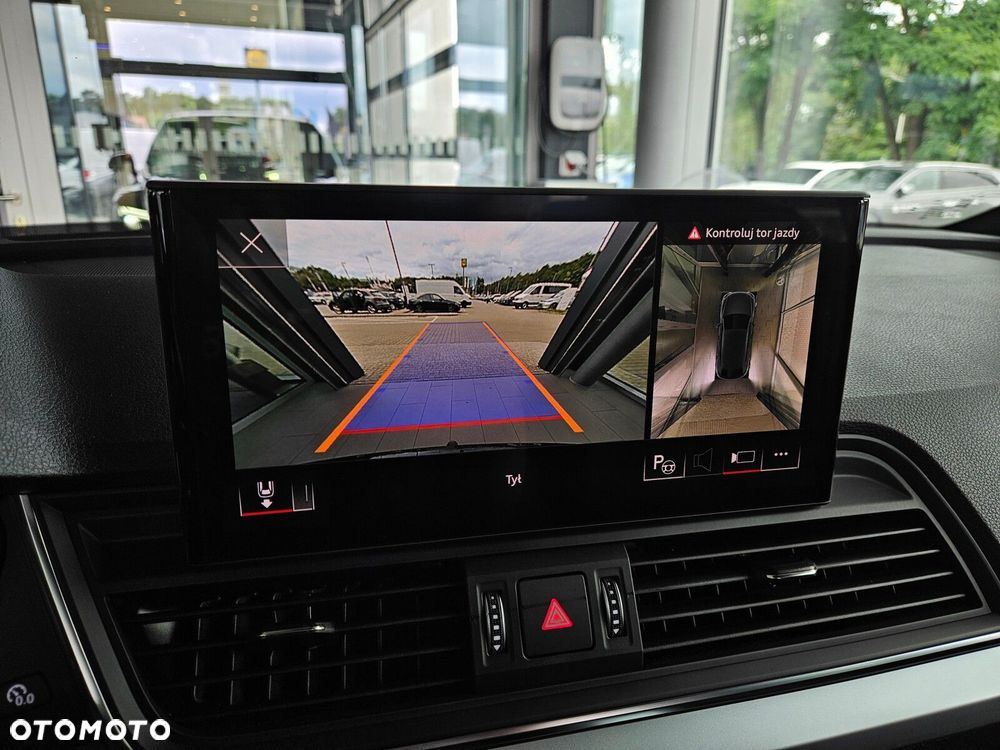 Audi Q5 Sportback - 24