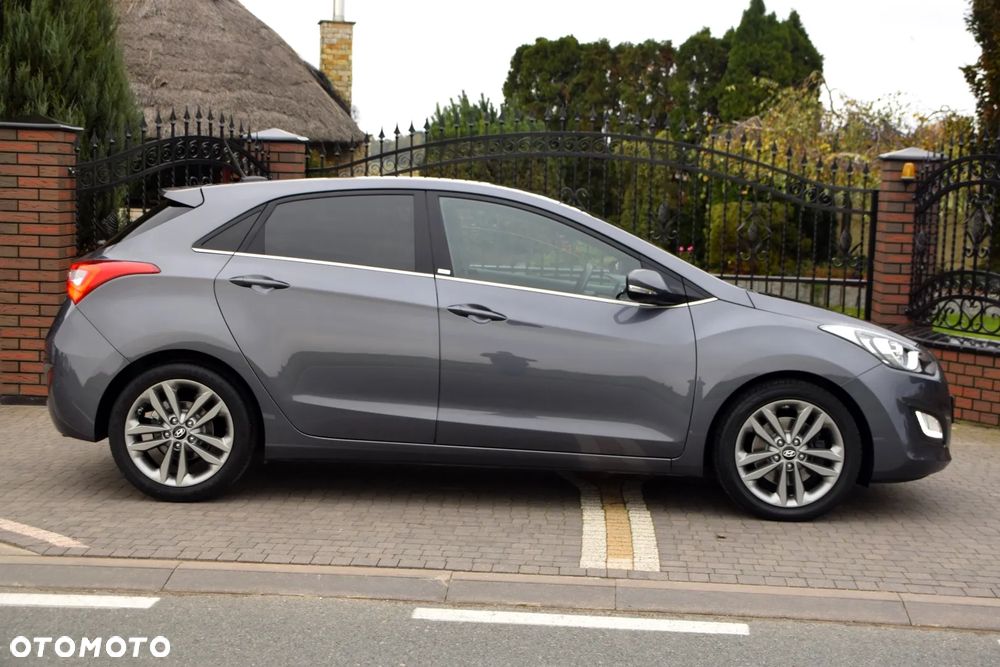 Hyundai i30 blue 1.6 GDI Passion - 8