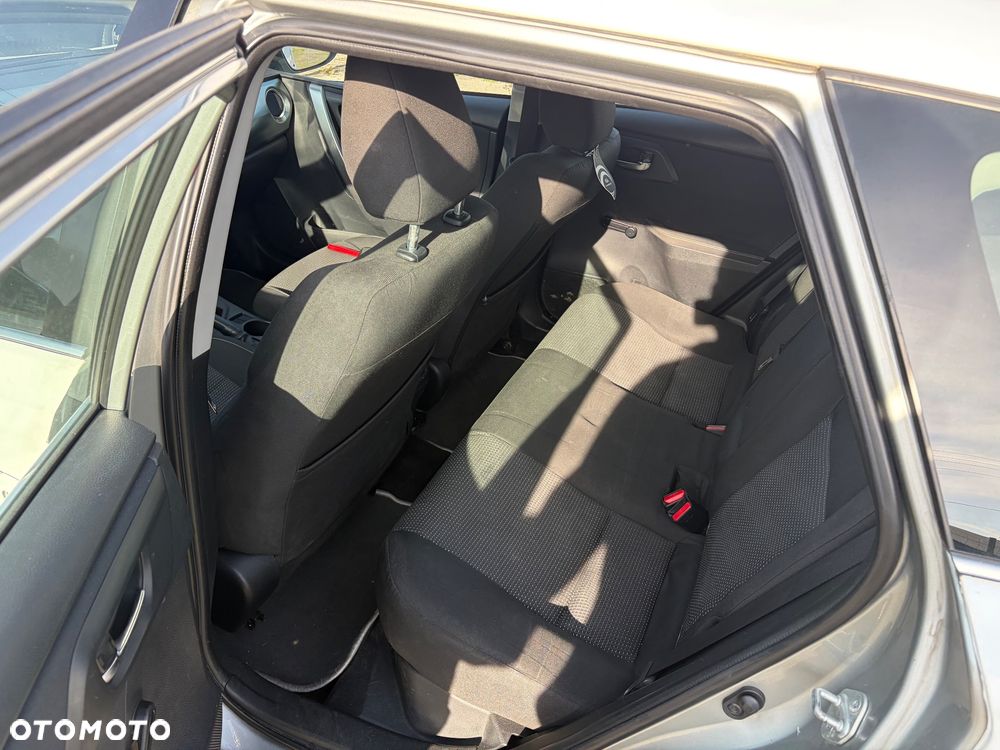 Toyota Auris - 13
