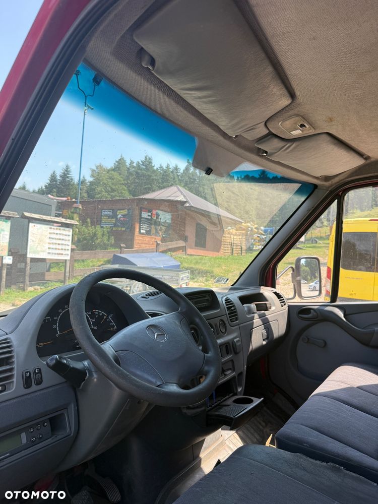 Mercedes-Benz Sprinter - 9