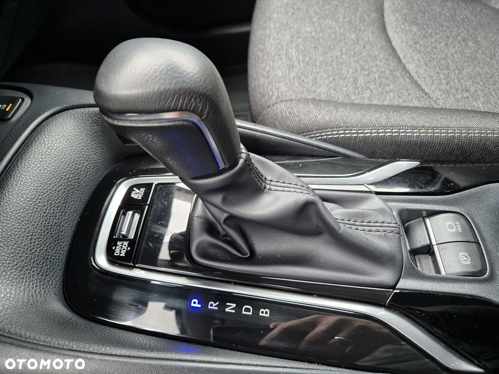 Toyota Corolla 1.8 Hybrid Style - 22