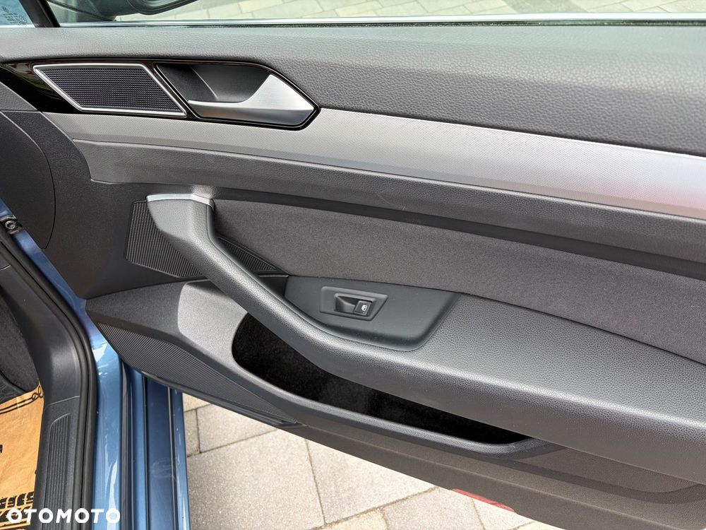 Volkswagen Passat 1.8 TSI BMT Comfortline - 21