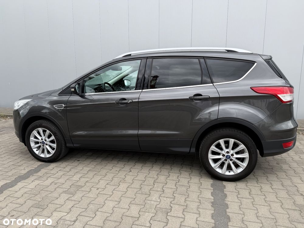 Ford Kuga 1.5 EcoBoost 2x4 Titanium - 5
