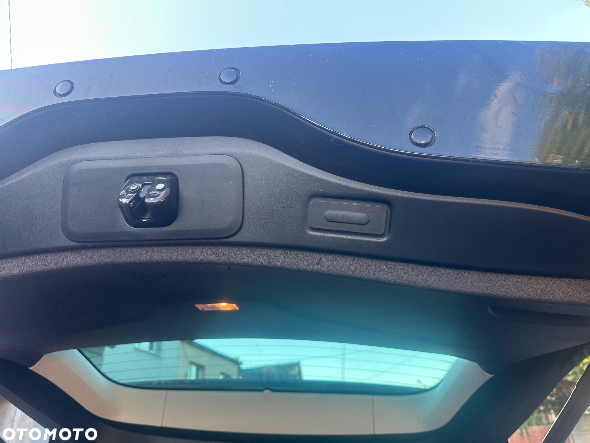 Renault Espace 1.6 dCi Energy Initiale Paris EDC 7os - 17