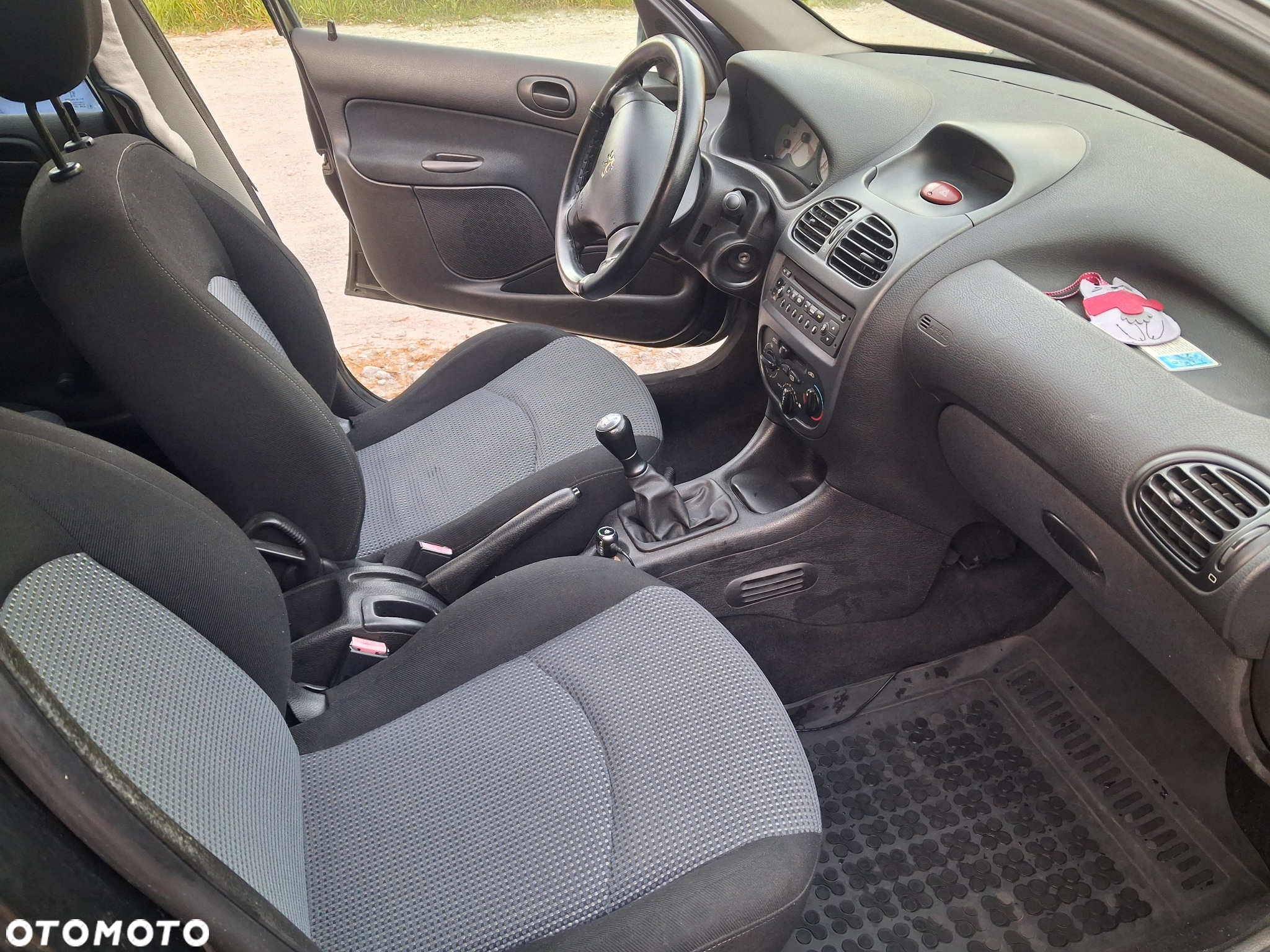 Peugeot 206 - 5