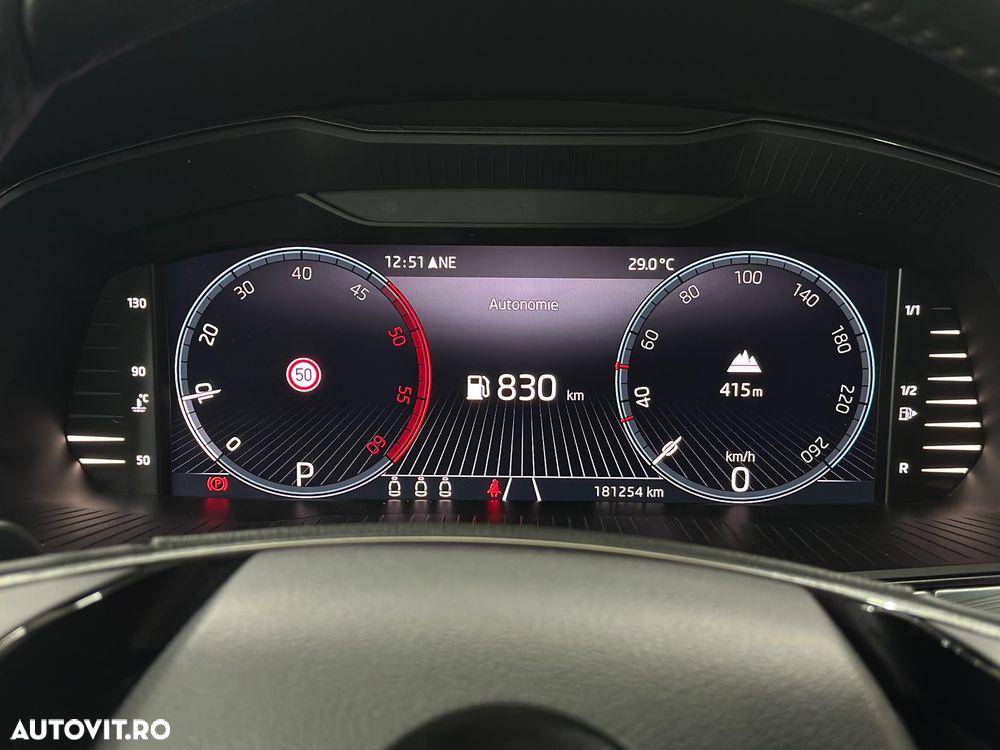 Skoda Superb 2.0 TDI DSG Ambition - 7