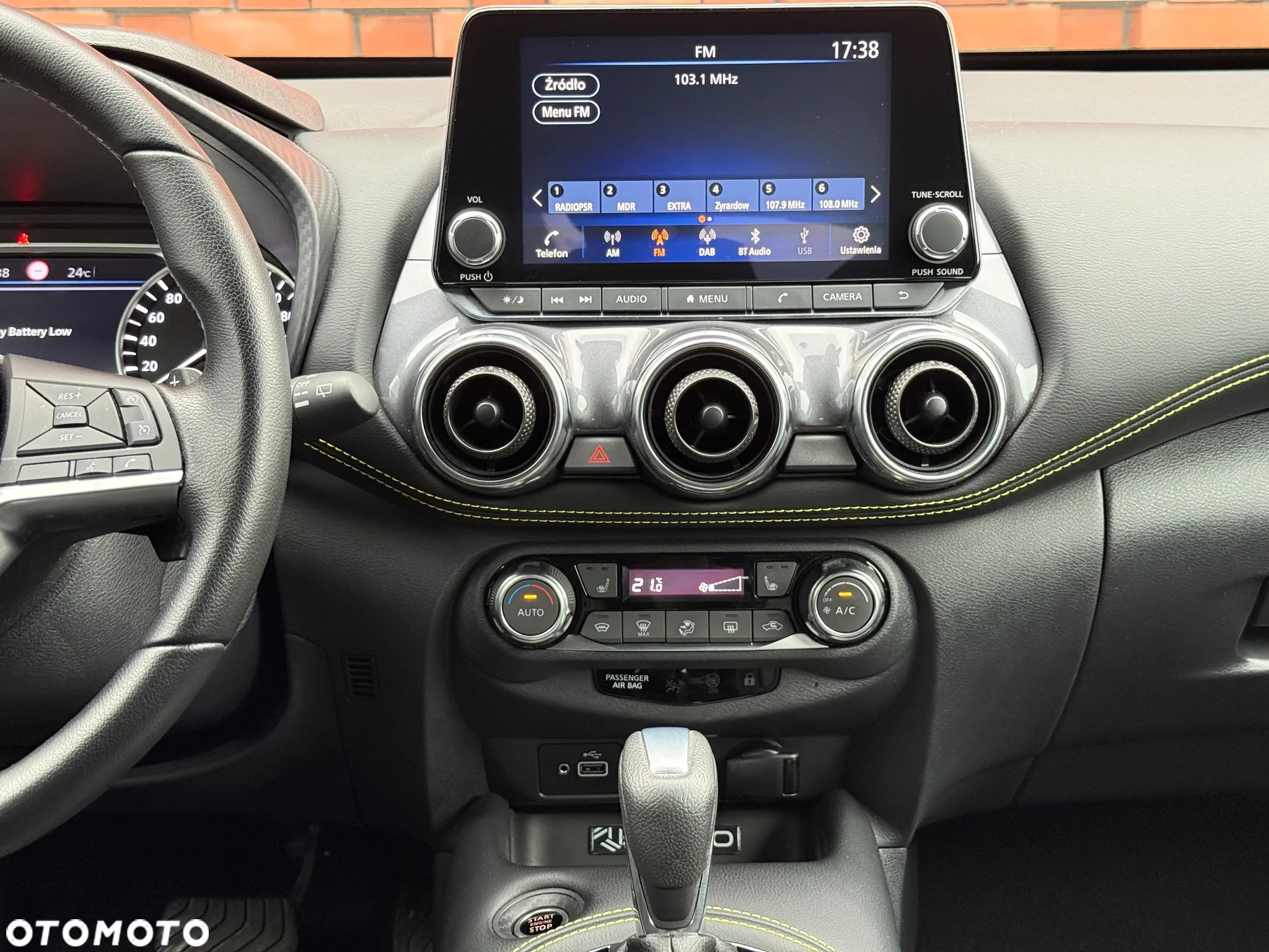Nissan Juke 1.0 DIG-T Kiiro DCT - 15