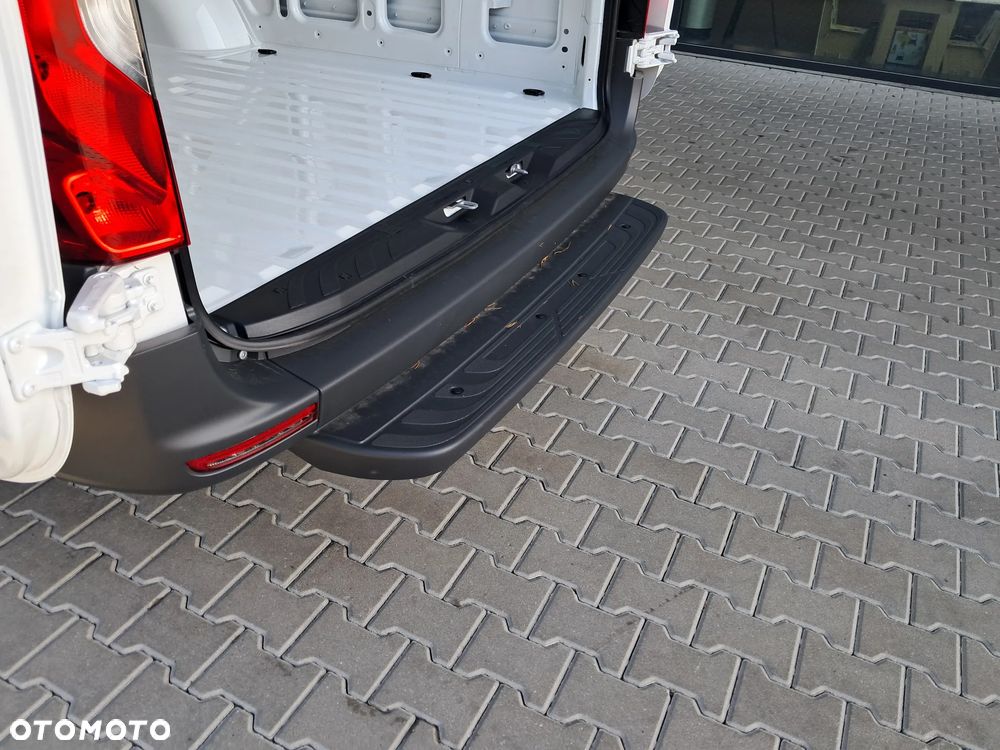 Mercedes-Benz Sprinter 317 CDI Furgon PRO ekstra długi - 18
