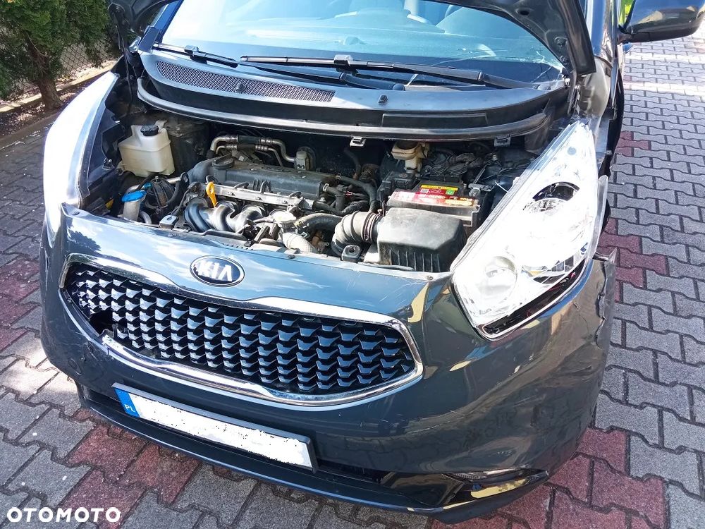 Kia Venga 1.6 L - 21