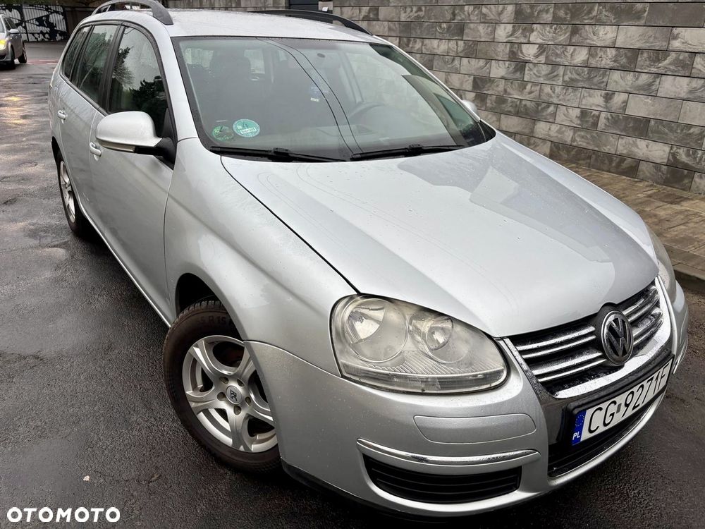 Volkswagen Golf 1.9 TDI DSG DPF Trendline - 2