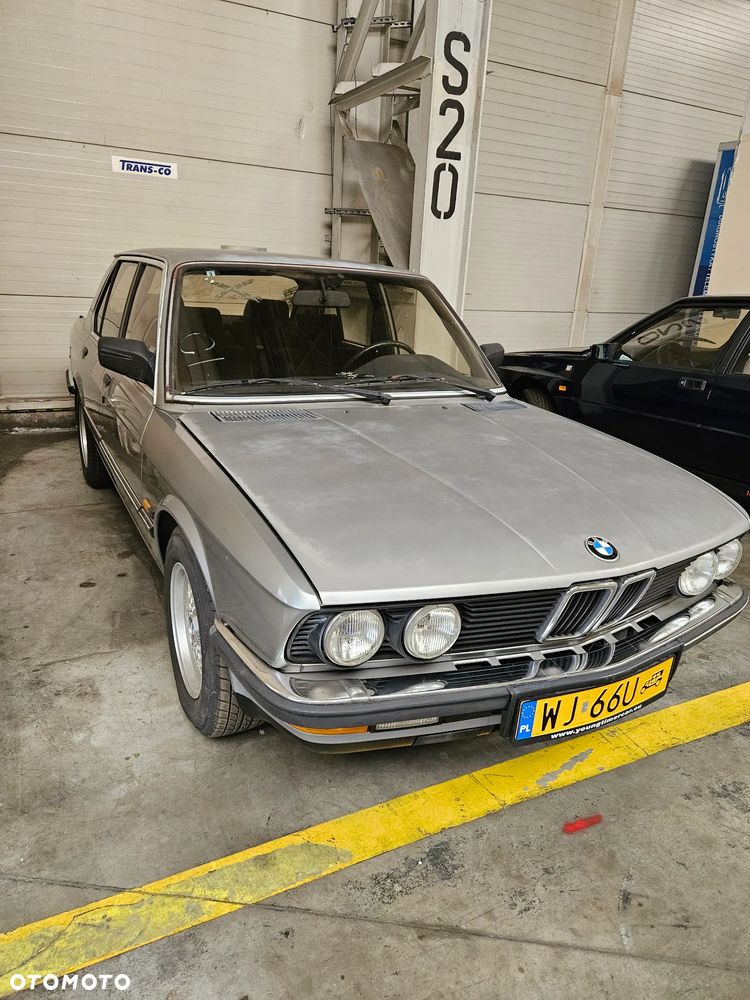 BMW Seria 5 - 11