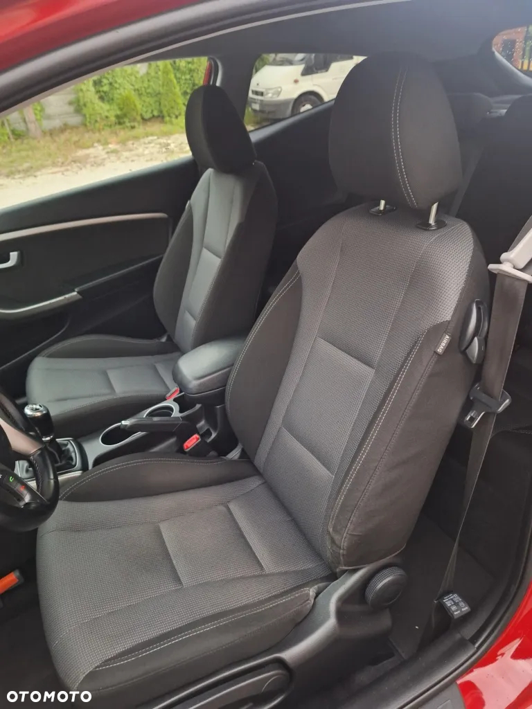 Hyundai i30 1.6 GDI BlueDrive Premium - 8