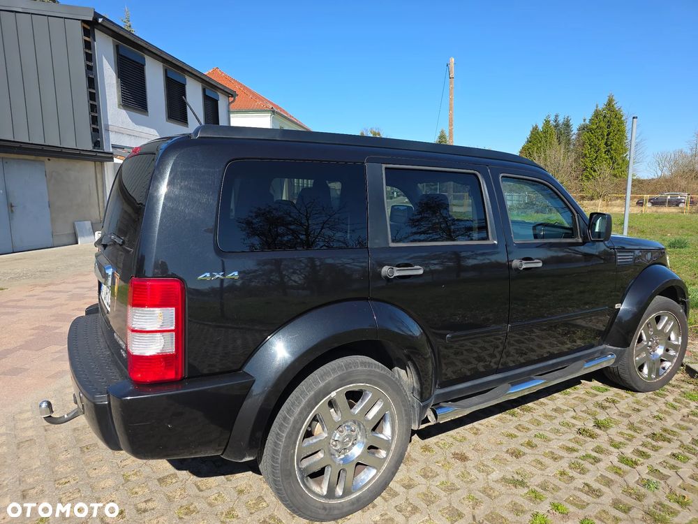 Dodge Nitro 2.8 CRD SXT - 8