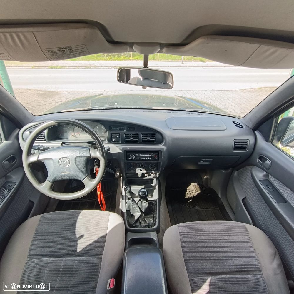 Mazda B2500 4x4 Cab. Dupla Cx. Madeira - 15