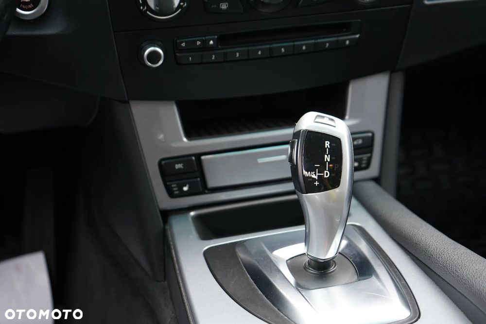 BMW Seria 5 520i - 17