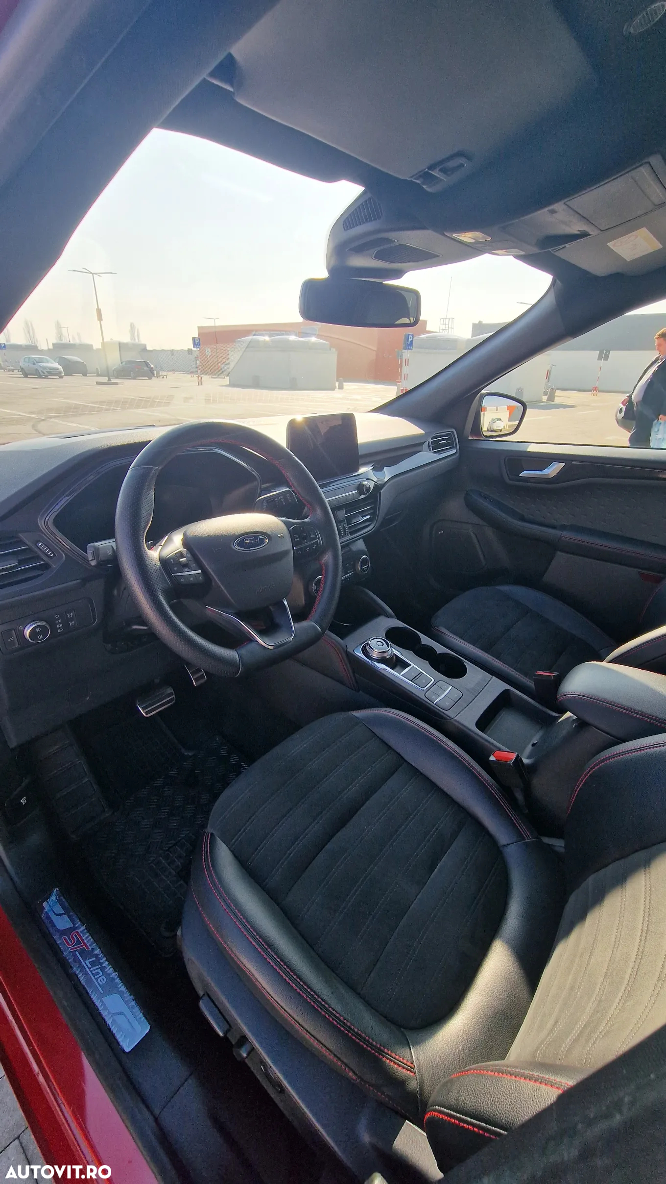 Ford Kuga - 10