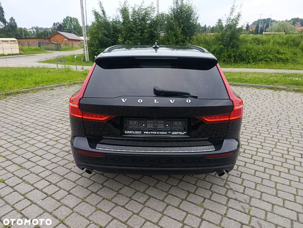 Volvo V60 D3 AWD Geartronic Momentum - 9