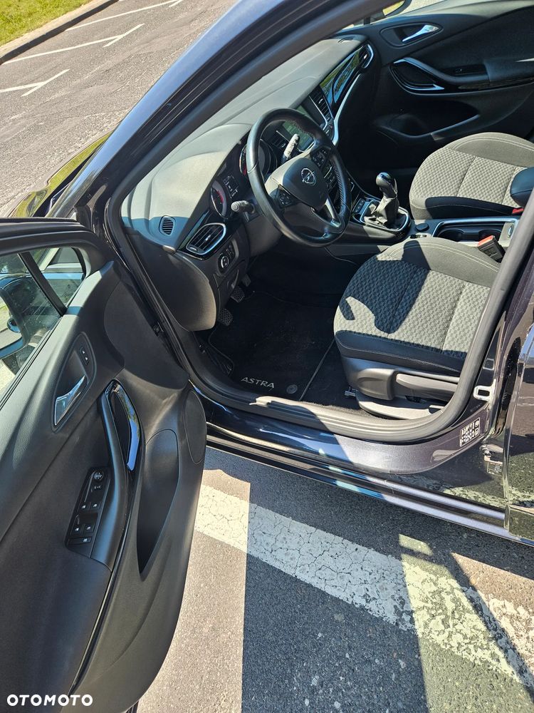 Opel Astra 1.4 T GPF Dynamic S&S - 12