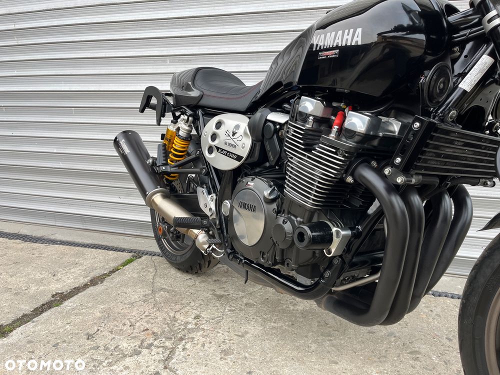 Yamaha XJR - 22