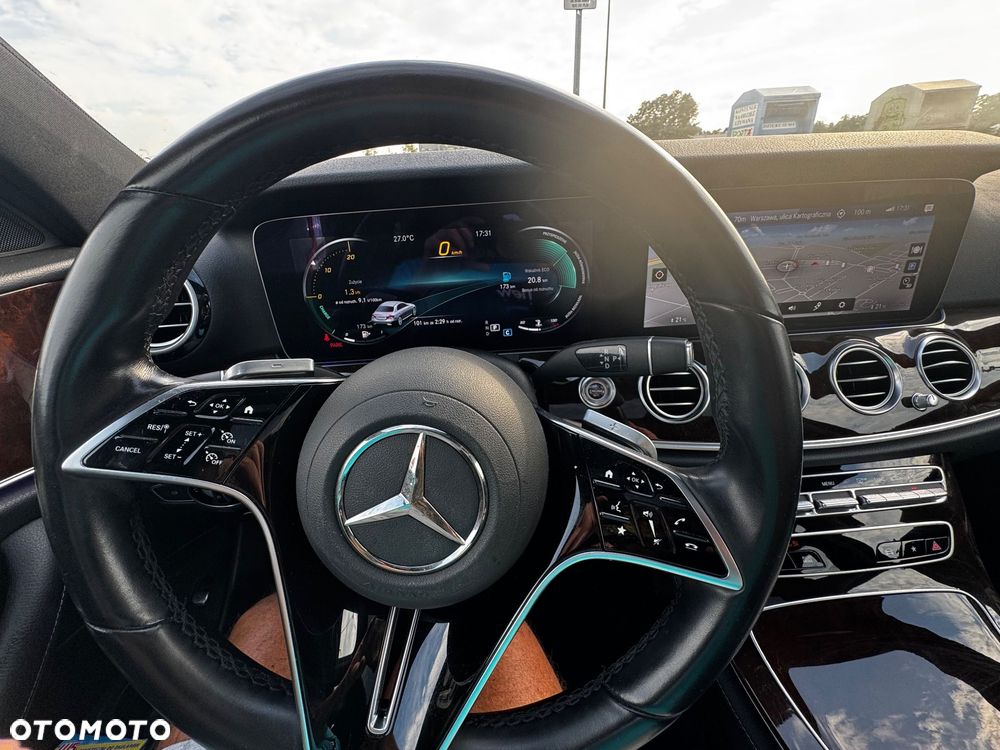 Mercedes-Benz Klasa E 300 9G-TRONIC Avantgarde - 4