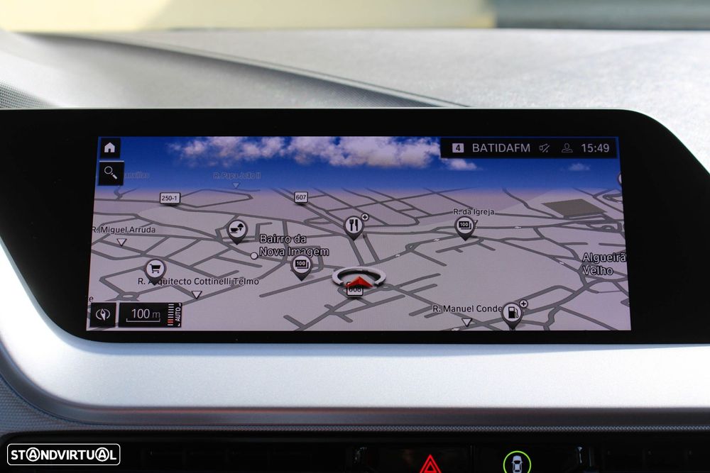 BMW 116 d Pack Essence - 31