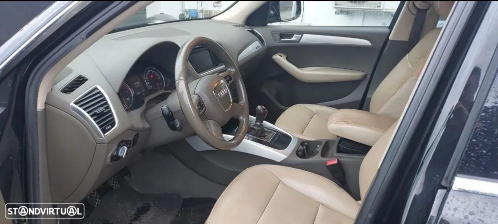 Audi Q5 2.0 TDI Advance - 11