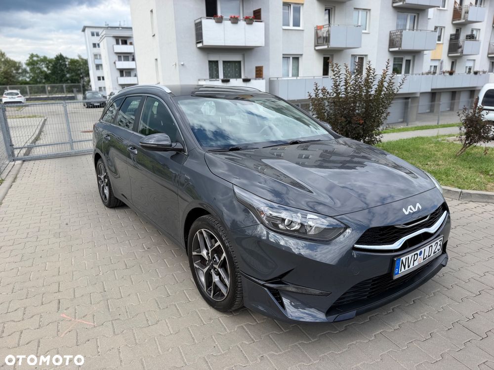 Kia Ceed 1.6 CRDi (48V Mild-Hybrid) DCT7 Platinum - 11