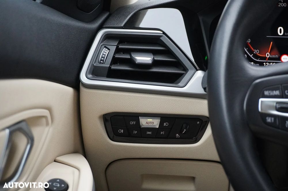 BMW Seria 3 318d Aut. Advantage - 19