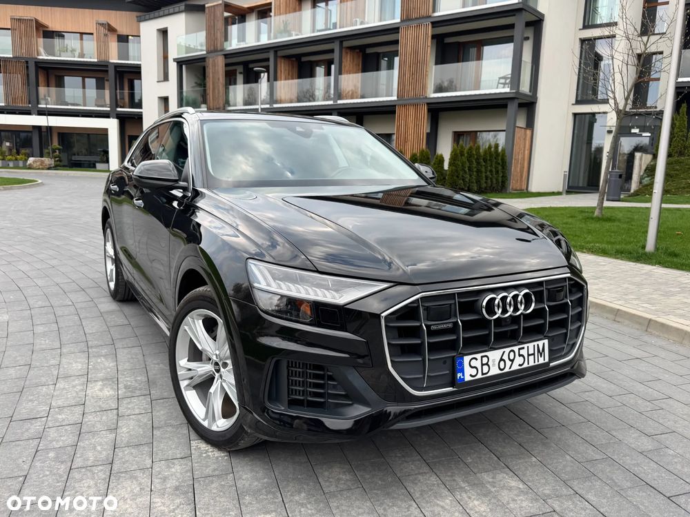 Audi Q8 55 TFSI quattro tiptronic - 13